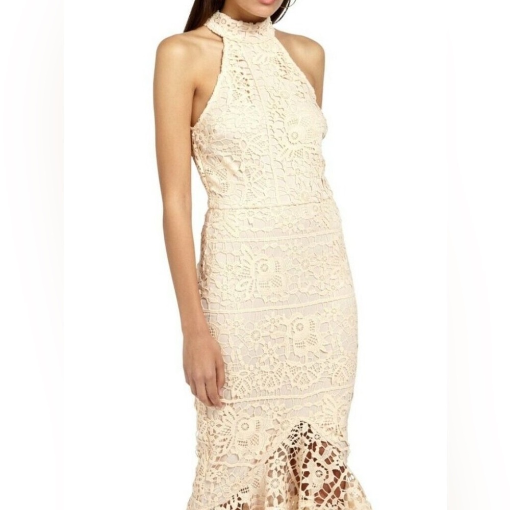 Missguided lace body-con dress fishtail color nude